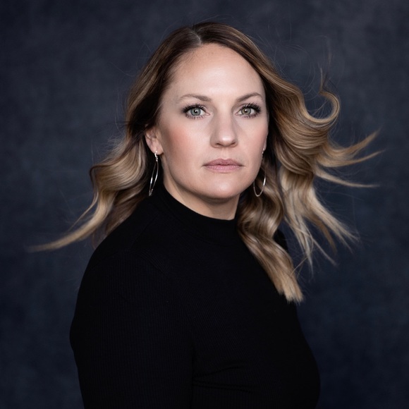 Meet your Posher, Rachel - Picture 1 of 1